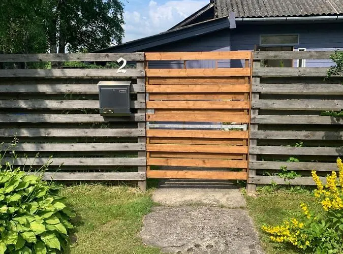 Vahe Apartment, Διαμέρισμα *